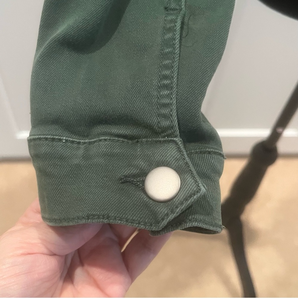 Kut from the Kloth Olive Green Button-Front Jean Jacket - Picture 5 of 10
